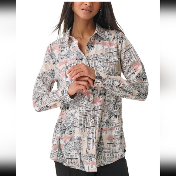 Women's Printed Button-Up Shirt - Picture 1 of 5